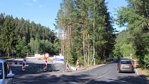 Dopravní omezení na silnici mezi Karlovými Vary a Bečovem nad Teplou letos rozhodně neskončí.
