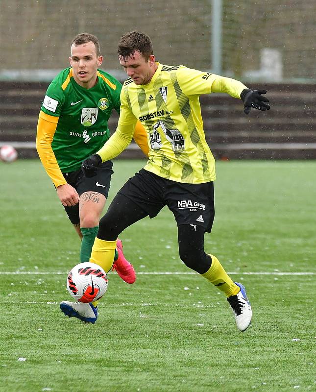 FK Baník Sokolov - TJ Robstav Přeštice 0:3 (0:0).