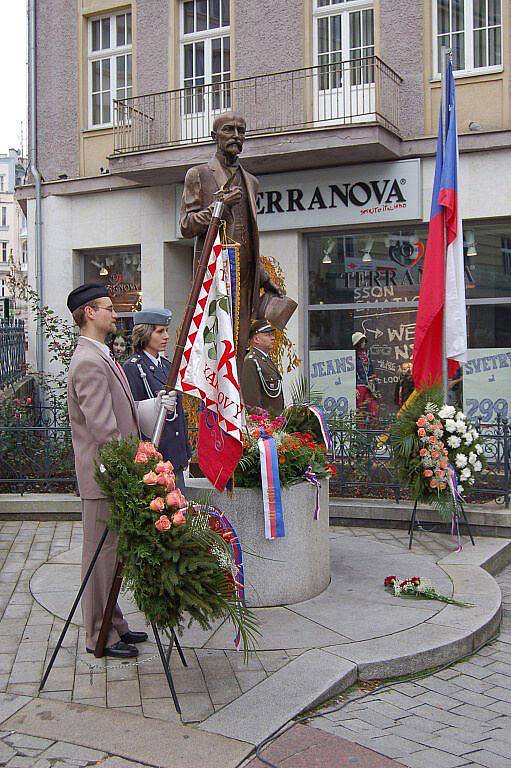 Karlovaráci si připomněli vznik samostatného Československa