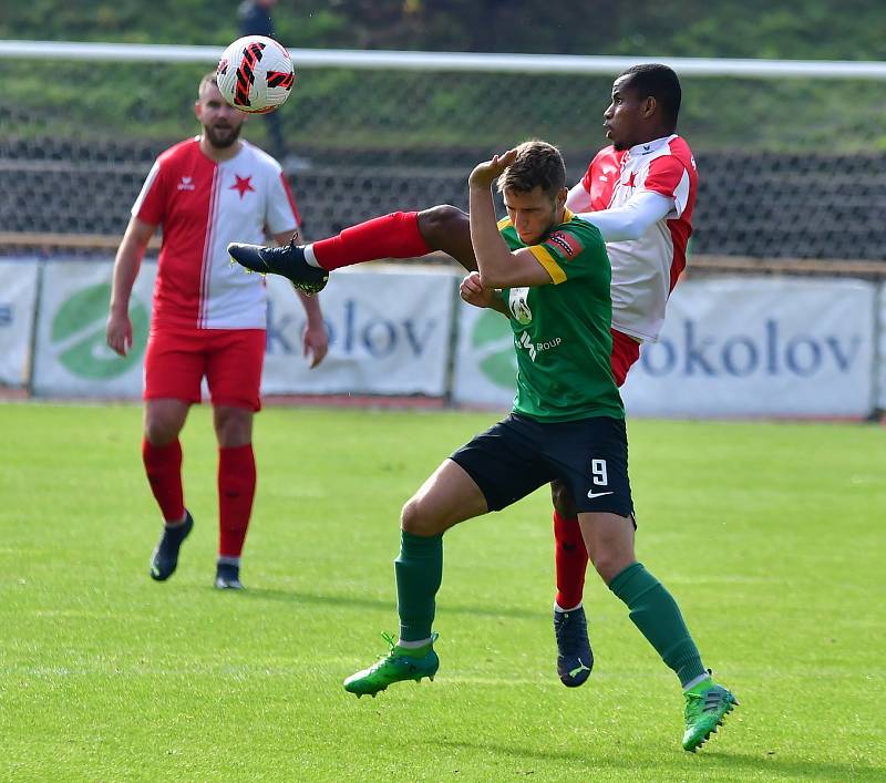 Sokolov porazil v třetiligovém derby karlovarskou Slavii 3:1.