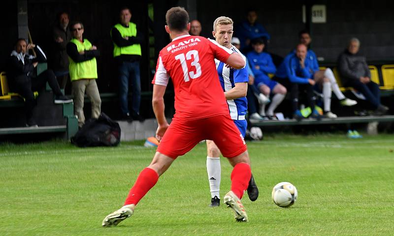 Dva body vyválčila ve vloženém 34. kole Fortuna ČFL na dvorském stadionu Slavia, která nejdříve uhrála s Převýšovem nerozhodný výsledek 1:1 a poté k tomu přidala druhý, bonusový bod z rozstřelu.