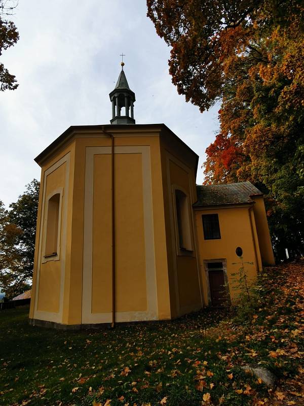 Zřícenina hradu Andělská hora přitahuje lidi už desítky let