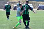 Sedlec (v šedém) vstoupil do jarní části I. B třídy výhrou 3:0 nad Habartovem.