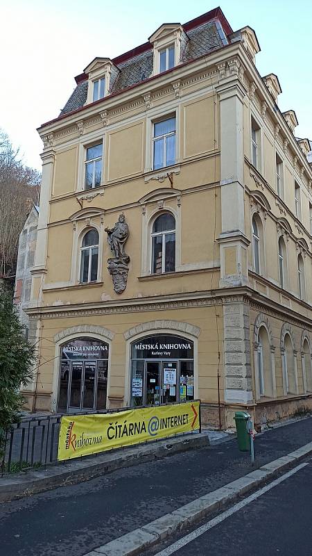 Městská knihovna Karlovy Vary.