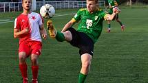 Karlovarská Slavia udělala za jarní částí Fortuna ČFL vítěznou tečku, když v derby porazila Baník Sokolov 5:1.