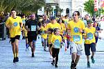 Tisíce rodičů s dětmi si užily báječnou atmosféru v rámci dm rodinného běhu, který je nedílnou součástí Mattoni 1/2Maratonu Karlovy Vary.