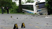 U Karlových Varů se srazil autobus, nákladní a osobní auto