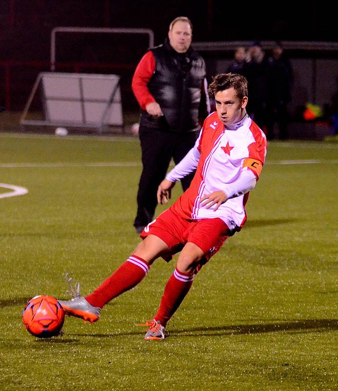 Varská Slavia nedala Ostrovu šanci, smázla ho sedmi kousky.