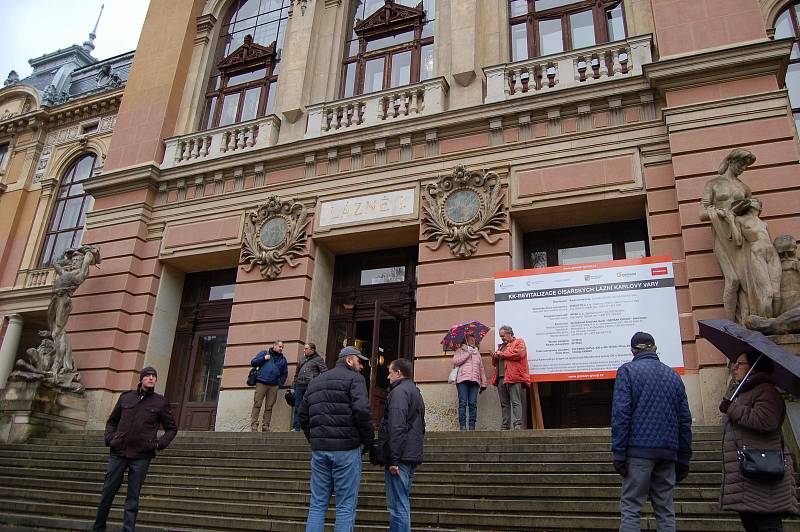 V sobotu byla slavnostně zahájena rekonstrukce Císařských lázní. Slavnostní události se účastnil i premiér Andrej Babiš a ministryně financí Alena Schillerová.