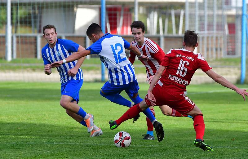 Ostrov si došel v Chodově pro výhru 5:1.