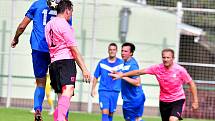 Cenný bod si připsala ve 4. kole krajské I. A třídě na konto rezerva FK Ostrov, která dosáhla v souboji s TJ Karlovy Vary-Dvory po výsledku 1:1 na bodový zisk.