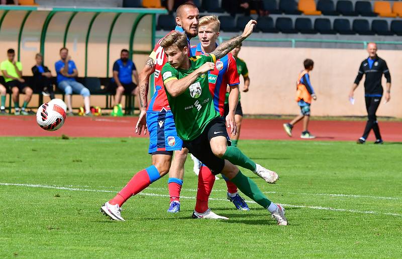 V úvodním kole Fortuna ČFL A nestačil sokolovský Baník na svém stadionu v rámci západočeského derby na rezervu plzeňské Viktorie, které podlehl 0:2.