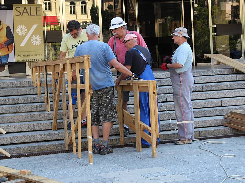 V Karlových Varech jsou přípravy na 54. ročník Mezinárodního filmového festivalu.