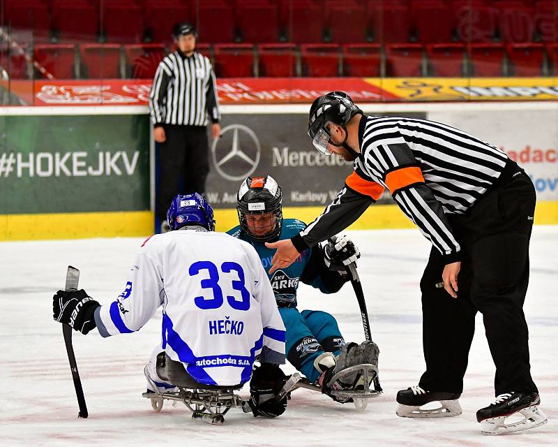 Dvě výhry během víkendu slavili v domácím prostředí para hokejisté SKV Sharks Karlovy Vary, kteří zdolali Havířov i Zlín.