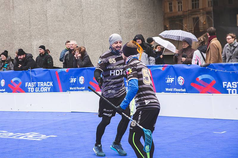 Winter street floorball.