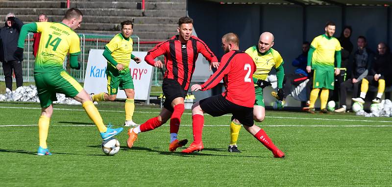 Dvory si připsaly na drahovické umělce na své konto vítězství nad Loktem v poměru 4:2, které bylo dvanáctým v soutěži.