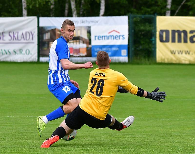 Královské Poříčí (v zeleném) odehrálo s Ostrovem velmi dobré utkání, i přesto nakonec prohrálo 0:2.