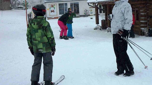 Skiareál Novako na Božím Daru byl první, kde se rozjel vlek.