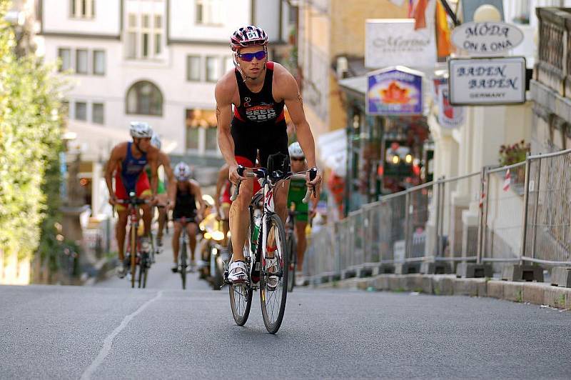 Čtvrtý díl Evropského poháru v olympijském triatlonu přilákal na trasu City Triathlonu 2010 v Karlových Varech několik tisícovek fanoušků