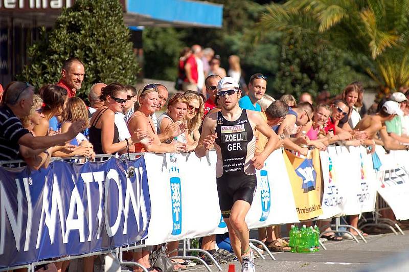 Čtvrtý díl Evropského poháru v olympijském triatlonu přilákal na trasu City Triathlonu 2010 v Karlových Varech několik tisícovek fanoušků