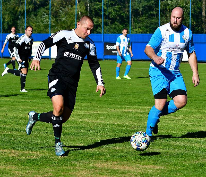 Jediný nerozhodný výsledek v rámci 5. kola okresního přeboru mužů Karlovarska se zrodil v Nejdku, kde tamní rezerva nakonec remizovala s týmem Vojkovic 2:2.