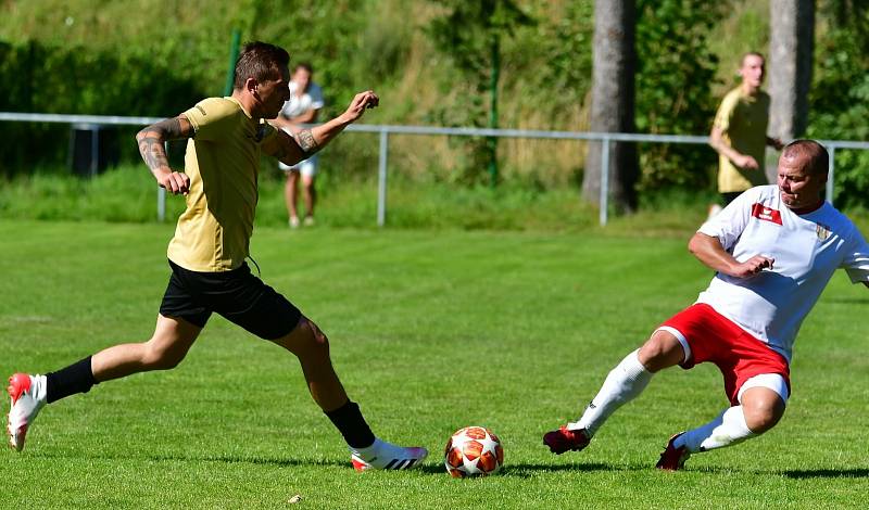 Děpoltovice prohrály v podzimní části III. třídy pouze jedno utkání, když v Hroznětíně nestačily na tamní rezervu, které podlehly 2:5. 