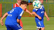 Vítězem krajského poháru mužů KKFS se stali po výhře 1:0, fotbalisté Nového Sedla (v červeném), kteří udolali nejdecký FK (v modrém).