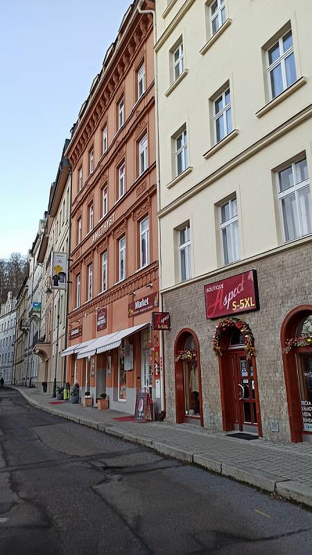 Ulice Ivana Petroviče Pavlova za Gestapem.