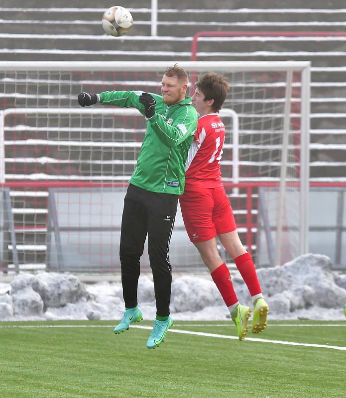 Slavia Karlovy Vary B + U19 - Citice 7:2 (4:0).