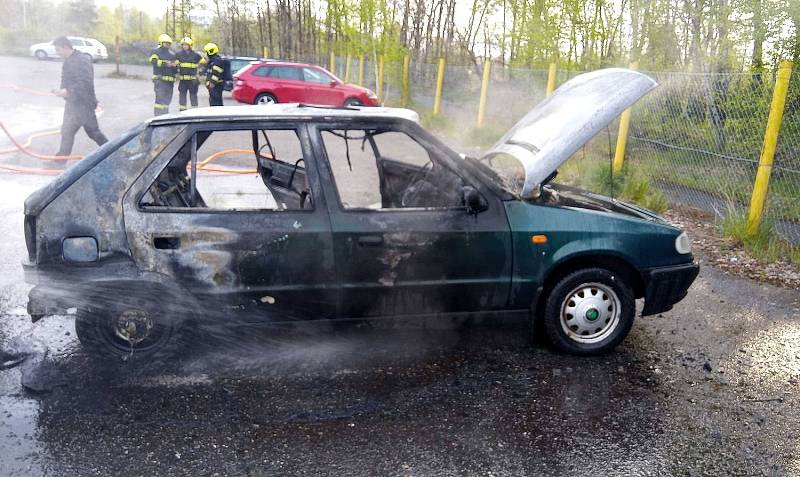 Desítky událostí a zásahů mají za sebou hasiči v Karlovarském kraji.