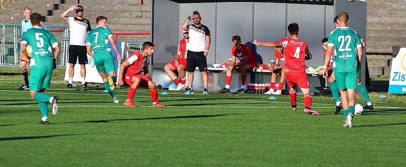 Fotbalisté karlovarské Slavie porazili v prvním kole Fortuna ČFL A rezervu Bohemians 2:0.