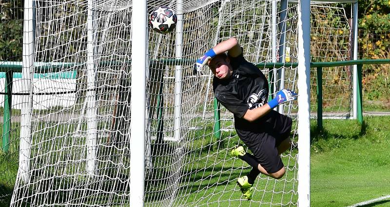 Dvory zdemolovaly Merklín, kdy slavily výhru 9:1.