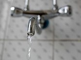 Pitná voda nejen na Karlovarsku od ledna podraží.