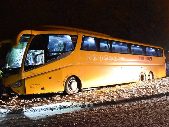 Místo nehody autobusu.