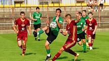 Čtyři branky museli skousnout fotbalisté Baníku Sokolov v duelu s béčkem Dukly Praha na stadionu v Blšanech.