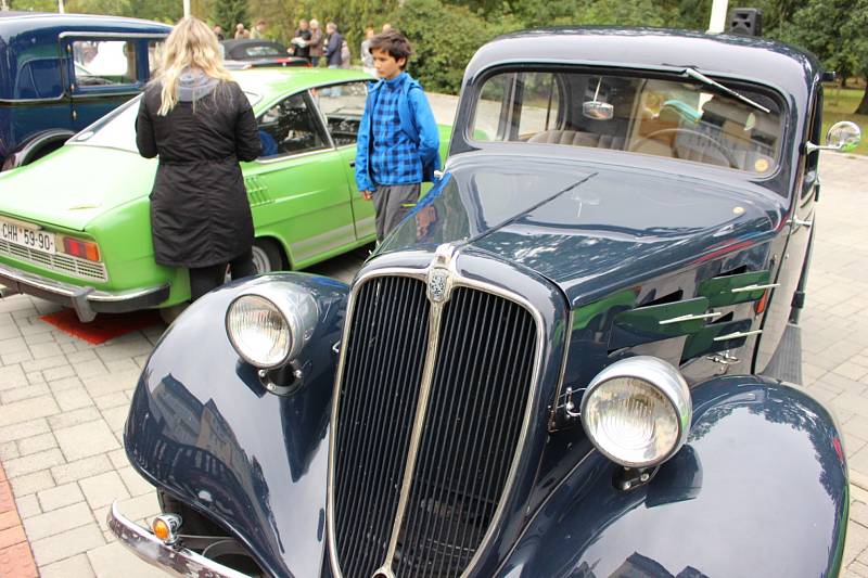 Historia Motor Club Františkovy Lázně pořádal v sobotu 1. září už 8. ročník Veteran Rallye Františkovy Lázně.