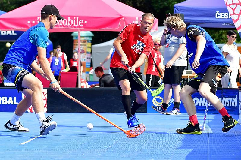 Street Floorball League.