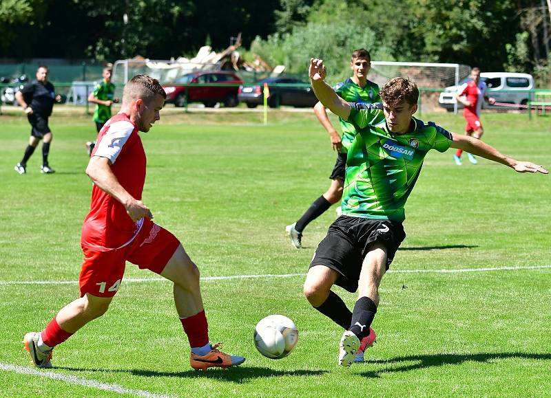 Karlovarská Slavia si o víkendu připsala na konto výhru 3:1 nad výběrem plzeňské Viktorie U19.