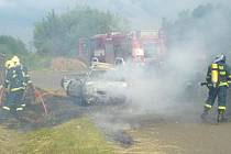 V zásahové jednotce hroznětínských hasičů pracuje deset lidí. Sbor má třiadvacet členů. Ročně vyjíždějí průměrně k sedmi zásahům.