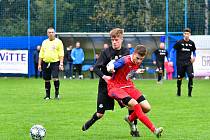 Premiérovou výhru zaznamenali v podzimní části přeboru fotbalisté nejdecké rezervy, když porazili Bochov 2:0.