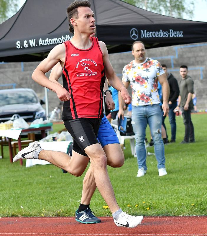 Atletický klub SC Start Karlovy Vary odstartoval ve středu 1. května novou sezonu Prvomájovými atletickými závody.