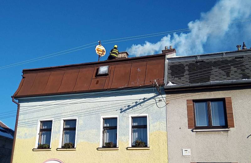 Ze zásahů hasičů v Karlovarském kraji.
