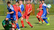 Vítězem krajského poháru mužů KKFS se stali po výhře 1:0, fotbalisté Nového Sedla (v červeném), kteří udolali nejdecký FK (v modrém).