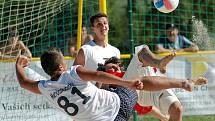 Beachsoccer. Pátý ročník mistrovství republiky v plážovém fotbale ovládne v červenci po tři dny dřenickou plovárnu.