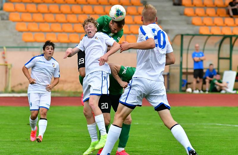 Nerozhodný výsledek uhráli fotbalisté třetiligového Sokolova na svém stadionu v souboji s Viktorií Plzeň U19.