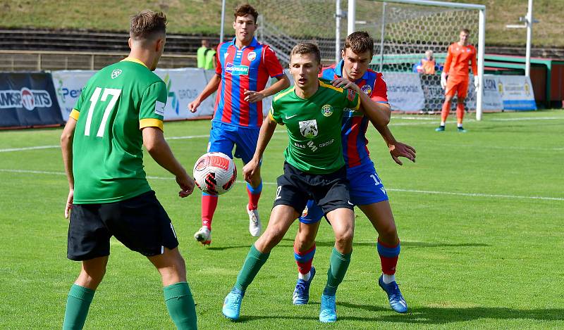 V úvodním kole Fortuna ČFL A nestačil sokolovský Baník na svém stadionu v rámci západočeského derby na rezervu plzeňské Viktorie, které podlehl 0:2.