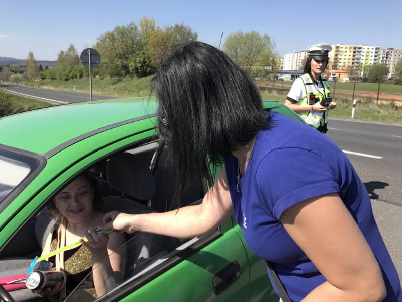 Během prodlouženého víkendu zvýšili policisté dohled na silnicích a uspořádali dopravně bezpečnostní akci. Foto: (pčr)