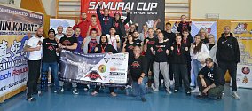 Výprava Alpha Gymu Karlovy Vary se o víkendu představila na Samurai Cupu, kde dosáhla na úctyhodných čtrnáct cenných kovů.