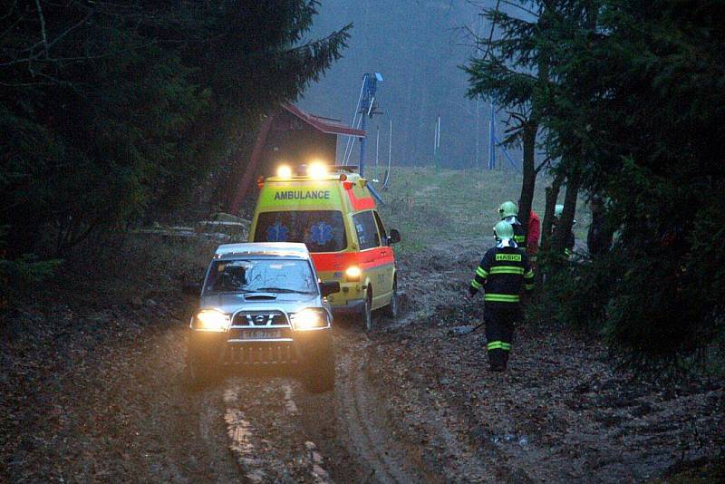 Titulem „Gentleman silnic“ se bude zanedlouho pyšnit Martin Brož z Aše. V anketě, kterou vyhlašují Česká pojišťovna s Policií České republiky získávají toto ocenění lidé, kteří se významně zasloužili o záchranu lidského života po dopravních nehodách.