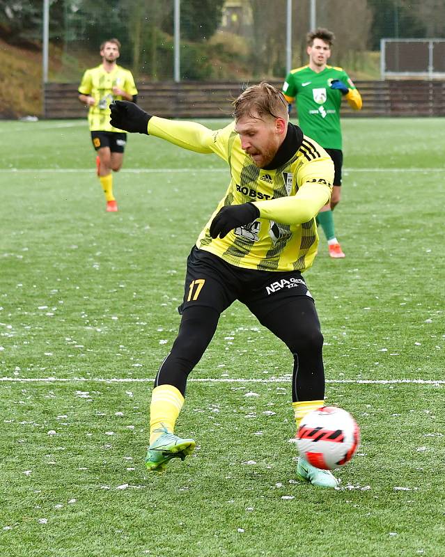 FK Baník Sokolov - TJ Robstav Přeštice 0:3 (0:0).